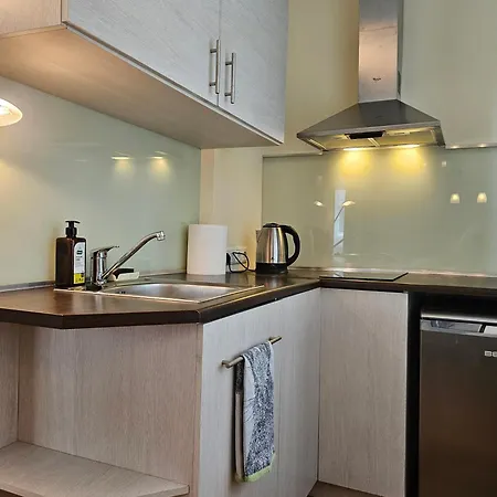 Korter Bright Studio, Free Parking, Ltd Avail