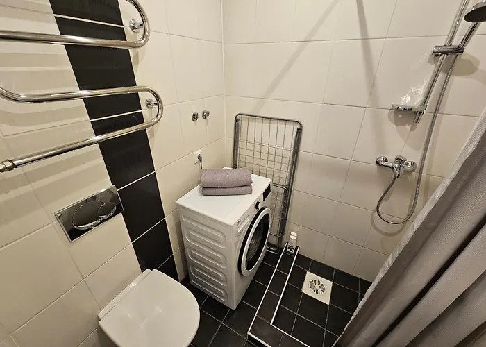 Bright Studio, Free Parking, Ltd Avail شقة